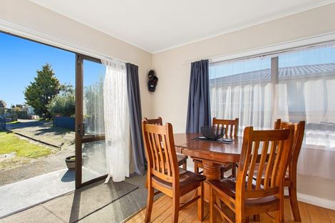 Photo of property in 28 Rimu Street, Edgecumbe, 3120