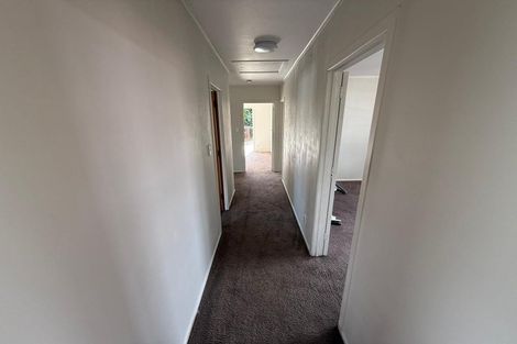 Photo of property in 18 Renwick Street, Papakura, 2110