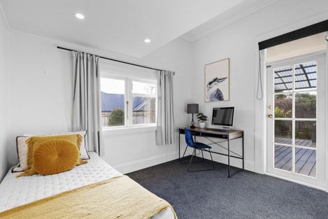 Photo of property in 239 Victoria Avenue, Hokowhitu, Palmerston North, 4410