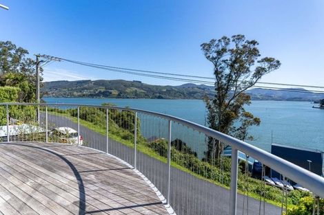Photo of property in 40 Marine Parade, Macandrew Bay, Dunedin, 9014