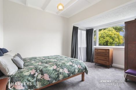 Photo of property in 1/10 Woodglen Road, Glen Eden, Auckland, 0602