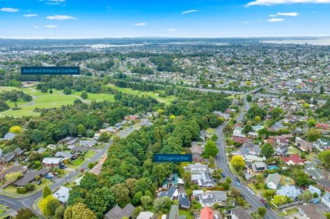 Photo of property in 37 Eugenia Rise, Totara Heights, Auckland, 2105
