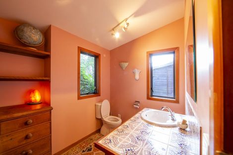 Photo of property in 679 Cove Road, Waipu, 0582