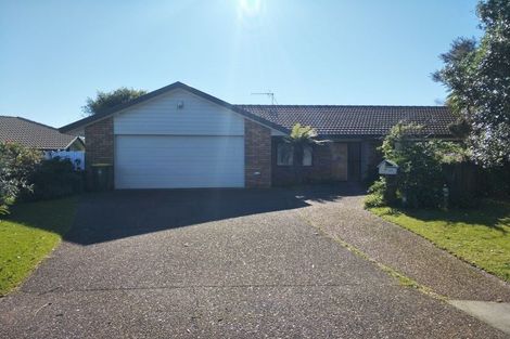 Photo of property in 11 Chiania Place, Somerville, Auckland, 2014