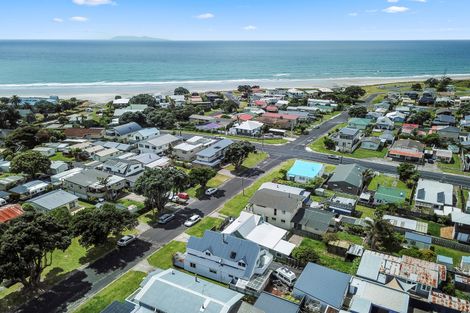Photo of property in 27 Ocean View Road, Waihi Beach, 3611