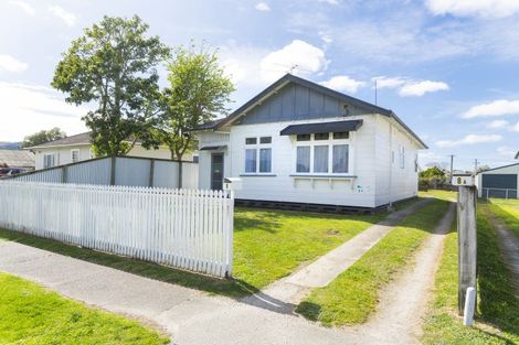 Photo of property in 8 Wellington Street, Te Hapara, Gisborne, 4010