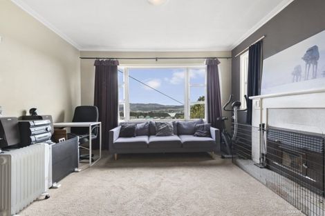 Photo of property in 139 Townsend Road, Miramar, Wellington, 6022