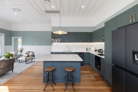 Photo of property in 114 Victoria Street, Cambridge, 3434