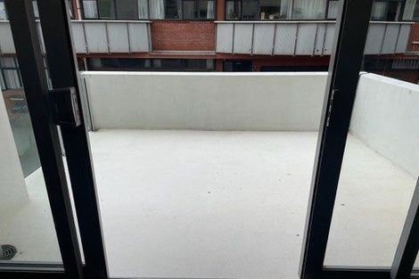 Photo of property in 1/2 Torrens Terrace, Mount Cook, Wellington, 6011