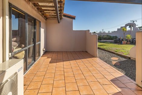 Photo of property in 15 Waitarere Beach Road, Waitarere, Levin, 5574