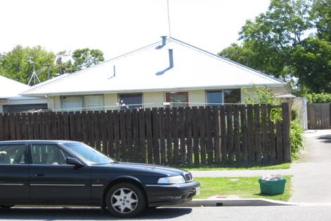 Photo of property in 2/23 Champion Street, Edgeware, Christchurch, 8013