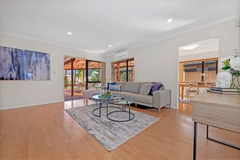 Photo of property in 7 Duntrune Road, Flat Bush, Auckland, 2016