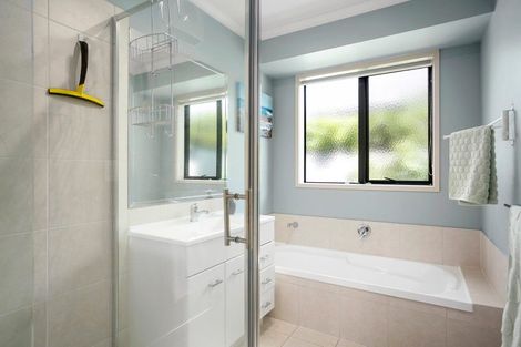 Photo of property in 14 Watkins Road, Cambridge, 3434