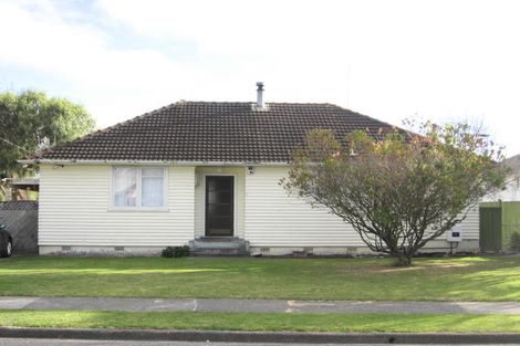 Photo of property in 2 Gilray Avenue, Maraenui, Napier, 4110