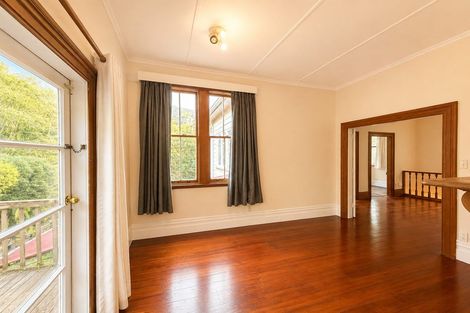 Photo of property in 143 Wadestown Road, Wadestown, Wellington, 6012