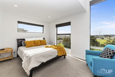 Photo of property in 14 Memorial Park Lane, Hobsonville, Auckland, 0618