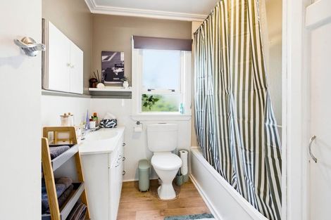 Photo of property in 5 Freyberg Road, Fairfield, Dunedin, 9018