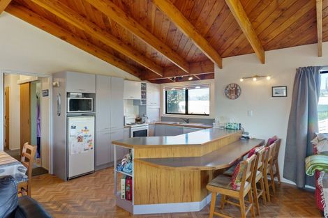 Photo of property in 9 Moana Street, Otaki Beach, Otaki, 5512