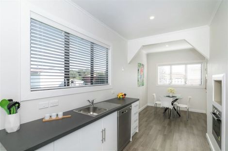 Photo of property in 205 Hakanoa Street, Huntly, 3700