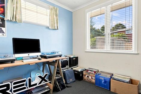 Photo of property in 57 Chorley Avenue, Massey, Auckland, 0614