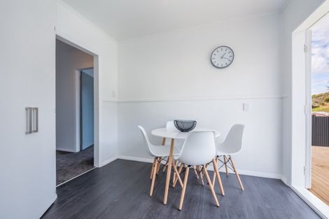 Photo of property in 15 Gardiner Grove, Wainuiomata, Lower Hutt, 5014