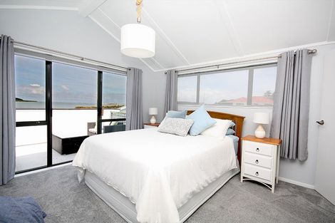 Photo of property in 9 Rosvall Place, Foxton Beach, Foxton, 4815