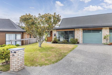 Photo of property in Redwood Village, 25/42 Main Road, Tawa, Wellington, 5028