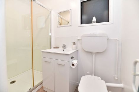 Photo of property in 65 De Luen Avenue, Tindalls Beach, Whangaparaoa, 0930