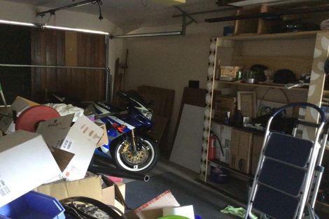 Photo of property in 1-2/6a Pohutukawa Street, Woburn, Lower Hutt, 5010