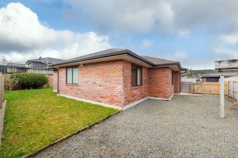 Photo of property in 52 Sunstone Crescent, Brown Owl, Upper Hutt, 5018