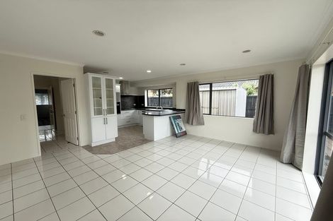 Photo of property in 434 Chapel Road, Flat Bush, Auckland, 2016