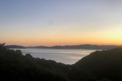 Photo of property in 39b Korokoro Road, Korokoro, Lower Hutt, 5012