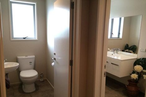 Photo of property in 12a Alpha Close, Wanaka, 9305