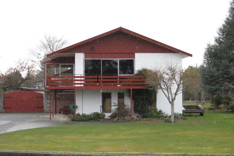 Photo of property in 142 Te Anau Terrace, Te Anau, 9600