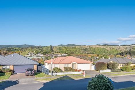 Photo of property in 4 Lorna Irene Drive, Raumati South, Paraparaumu, 5032