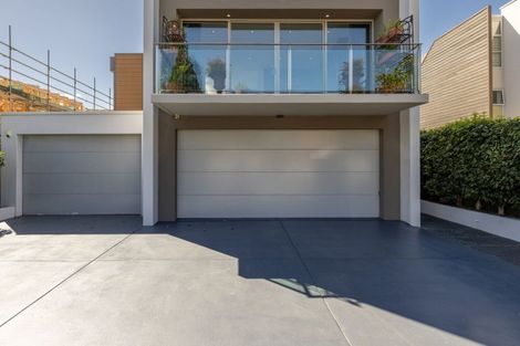 Photo of property in 19 Kilmore Street, Christchurch Central, Christchurch, 8013