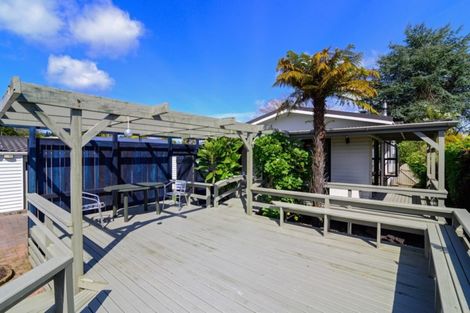 Photo of property in 10 Barron Crescent, Fenton Park, Rotorua, 3010