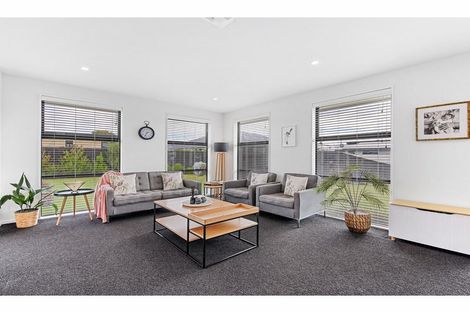 Photo of property in 21 Awa Place, Rangiora, 7400