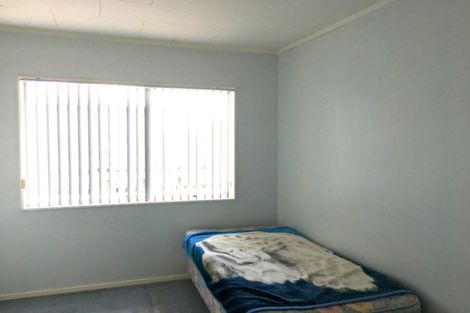 Photo of property in 5 Simpson Road, Ranui, Auckland, 0612