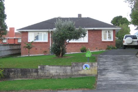 Photo of property in 5 Ayrton Street, Te Atatu South, Auckland, 0610