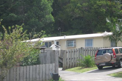 Photo of property in 1/30 Fernlea Rise, Bayview, Auckland, 0629