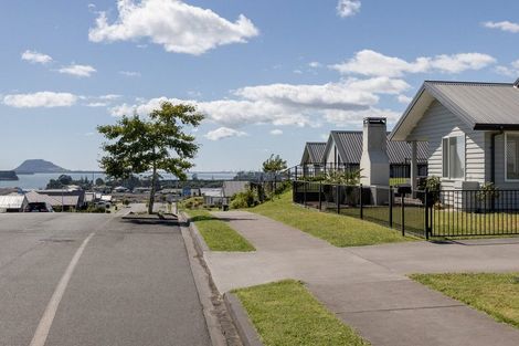 Photo of property in 30 Ridge Drive, Omokoroa, 3114