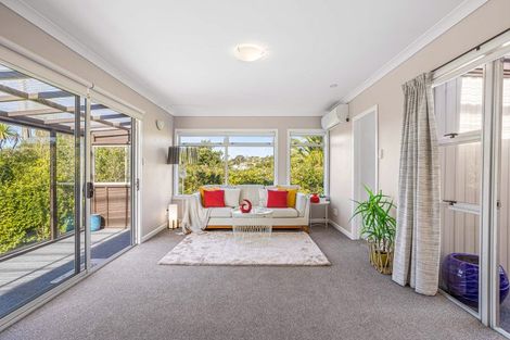 Photo of property in 77 Brightside Road, Stanmore Bay, Whangaparaoa, 0932