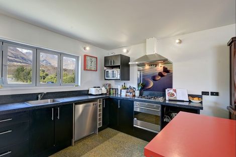 Photo of property in 8 Invincible Drive, Glenorchy, 9372