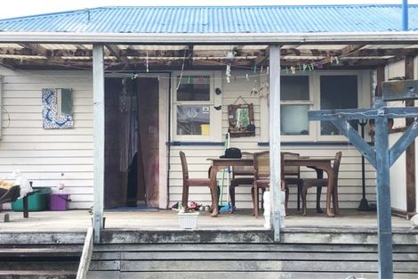 Photo of property in 19 Karaka Crescent, Levin, 5510