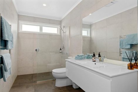 Photo of property in 47 Laly Haddon Place, Matakana, Warkworth, 0985