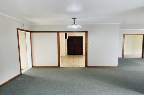 Photo of property in 17 Cedar Place, Hillcrest, Hamilton, 3216