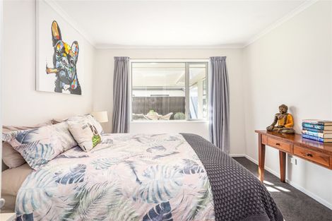 Photo of property in 3 Fredrica Lane, Heathcote Valley, Christchurch, 8022