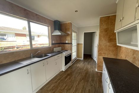 Photo of property in 105 Mahia Road, Wattle Downs, Auckland, 2103