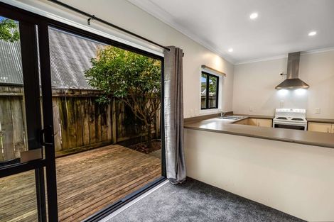 Photo of property in 9 Moore Street, West End, Palmerston North, 4412